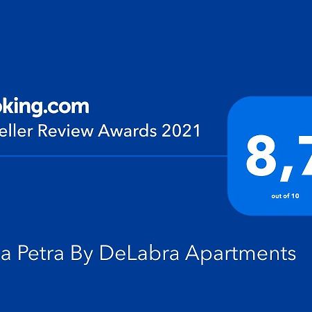 اوفيدو Casa Petra By Delabra Apartments المظهر الخارجي الصورة